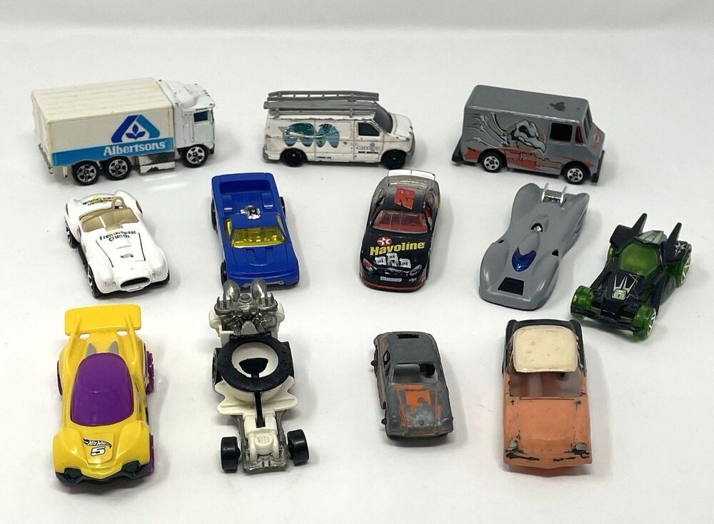 Vintage Diecast Car Lot 12pc 1990s‎ NASCAR Hot Wheels Matchbox Tootsie Toy 1:64